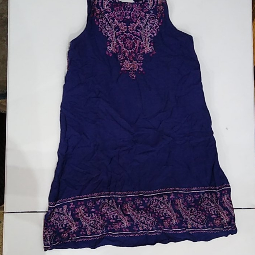 Light weight flowy dress